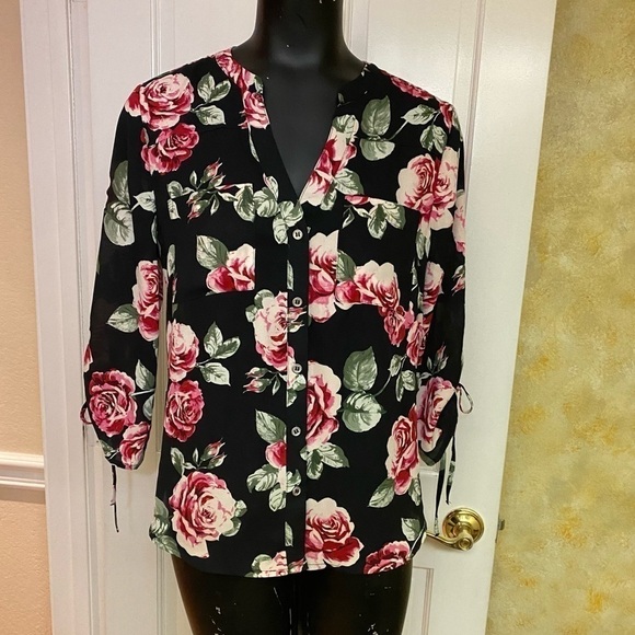 NEW NY&C Red Floral Print Black Tunic Top Blouse - Picture 2 of 7